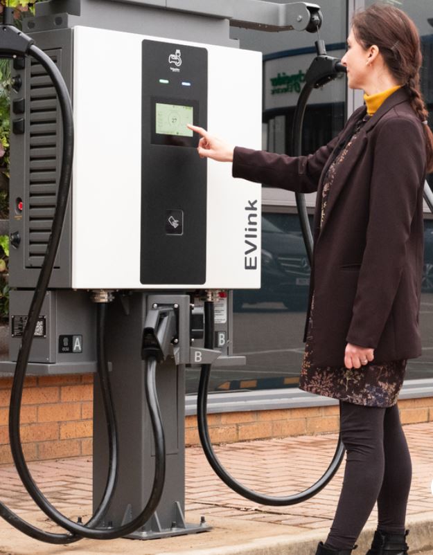 EVlink Pro DC (hasta 60 kW)