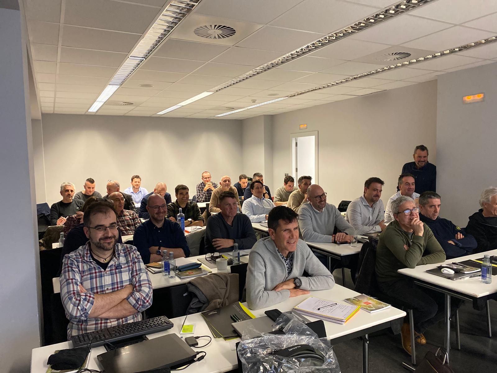 Reunión de delegados carrusel 06